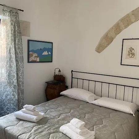 Casa Di Costanzo , Ortigia , Spazioso , Spacious , Spacieux * סירקוזה
