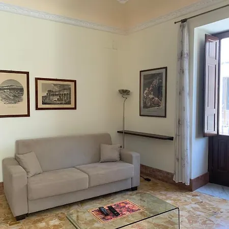 Casa Di Costanzo , Ortigia , Spazioso , Spacious , Spacieux *