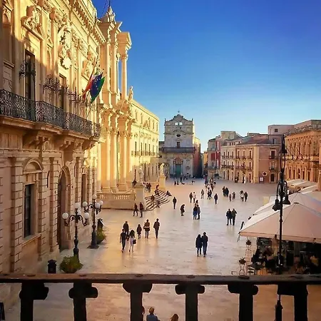 Casa Di Costanzo , Ortigia , Spazioso , Spacious , Spacieux