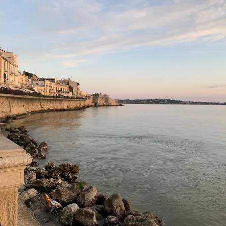 Casa Di Costanzo , Ortigia , Spazioso , Spacious , Spacieux *